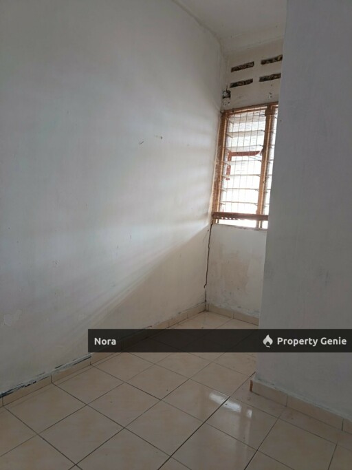 🏡 [UNTUK DIJUAL] APARTMENT NURI - RM150K NEGO   📍 Bandar Bukit Mahkota, Kajang | Tingkat Atas Sekali