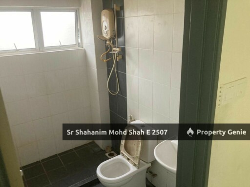 THREE STOREY TERRACED HOUSE FOR SALE - TAMAN AMAN PERMAI