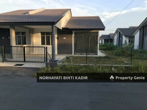 SEMI-D GAMBANG JAYA 1, GAMBANG