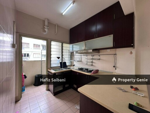Pangsapuri Randa Kota Kemuning Shah Alam