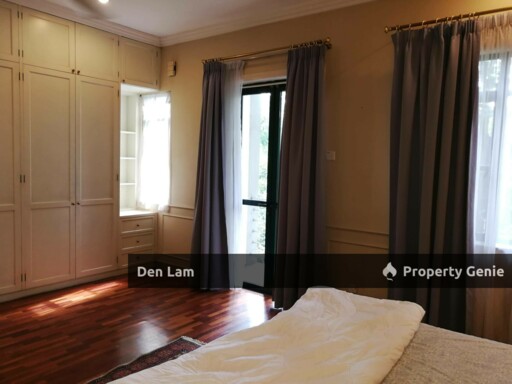 dato keramat KL 3 sty link house for sale !!
