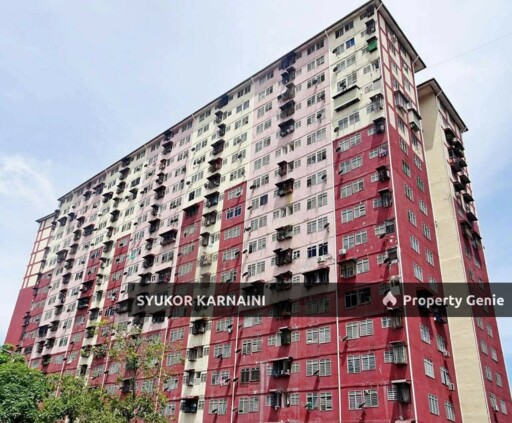 CORNER LOT Blok 11 Flat Desa Mentari PJ