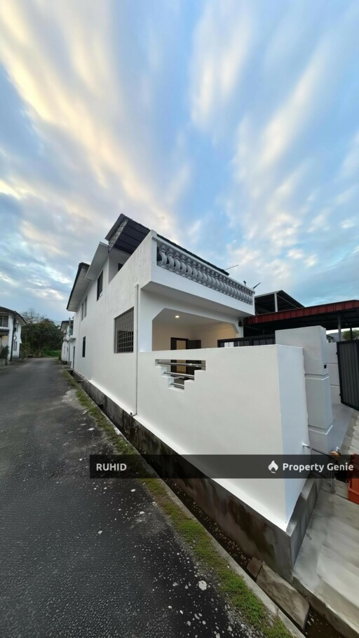 Renovated Freehold End Lot Double Storey Terrace House Taman Sri Muhibbah Kulai | 4 Bedroom