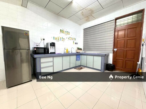 Taman Bukit Kempas/Double Storey Terrace Extra Large/Cheapest