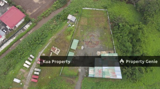Facing Main Road Land For Rent! 📍Located at 15th Mile
