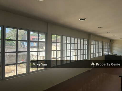 Warehouse Factory Taman Berlian Greenwood Jalan Desa Minang Batu Caves Gombak