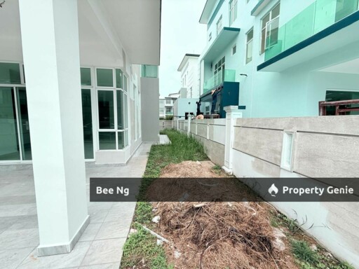 Taman Mutiara Bestari 2 Skudai 3 Storey Cluster Bare Unit