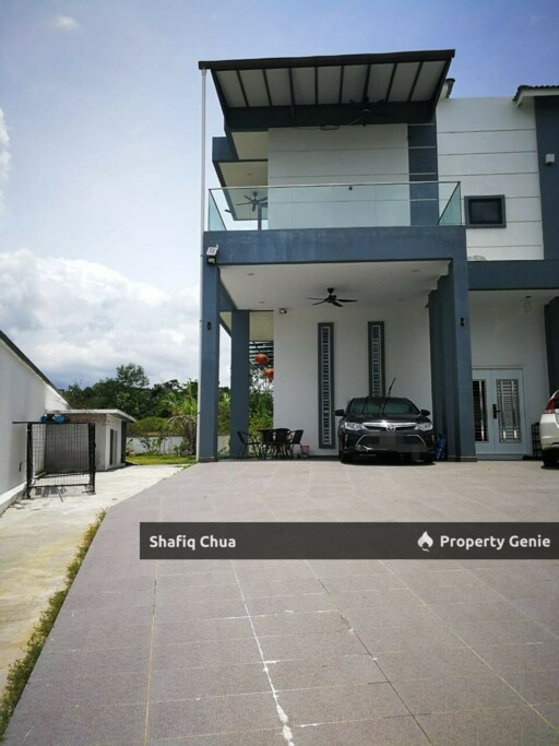 Big Land 2 Storey Bungalow Nilai Spring Villa, Nilai Negeri Sembilan