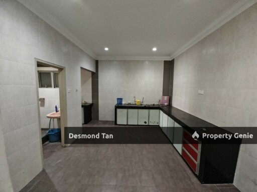 Taman Merpati ,Seremban, Taman Layang Layang (Corner Lot)Renovated