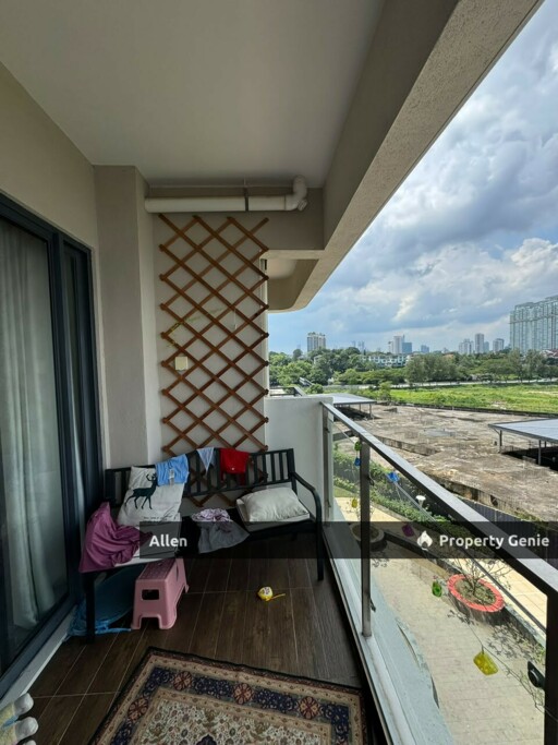Kings Bay @ Country Garden Danga Bay Comfortable and Spacious Home with a Beautiful Sea View in Johor Bahru