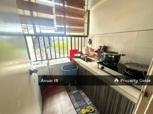 [Below Market] Corner Unit 1 Petaling Residence Sungai Besi