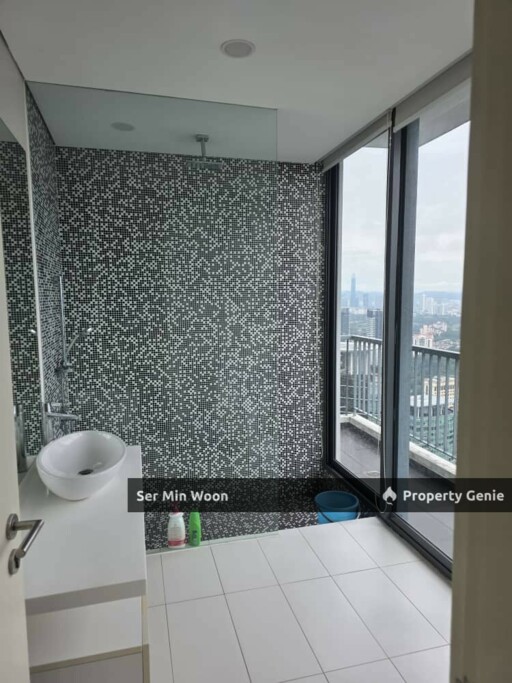 Vogue Suite 1 KL Eco City
