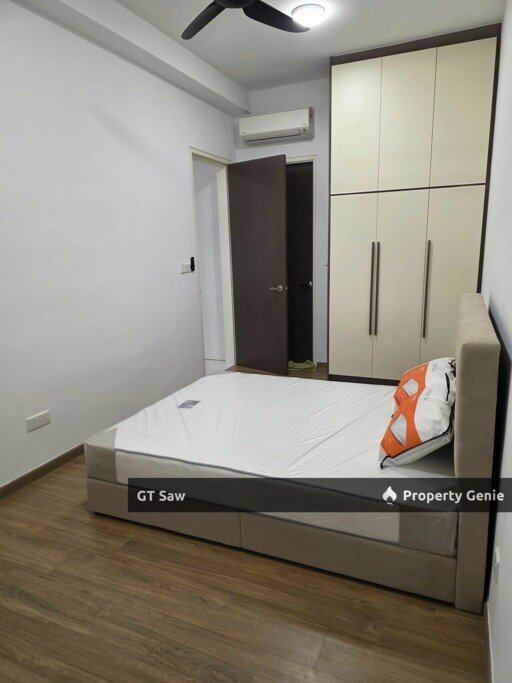 Met 1 residence mont kiara solaris dutamas newly furnished for rent
