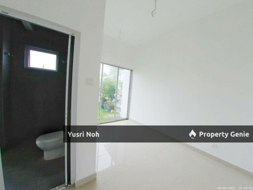DOUBLE STOREY CASA VIEW @ CYBERSOUTH