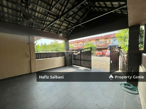 Double Storey Terrace Seri Pristana Sungai Buloh