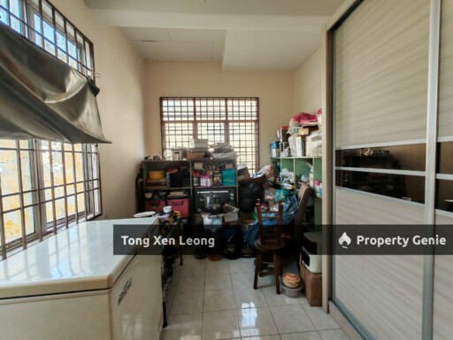 Ayer Keroh 2 Storey Corner Lot For Sale