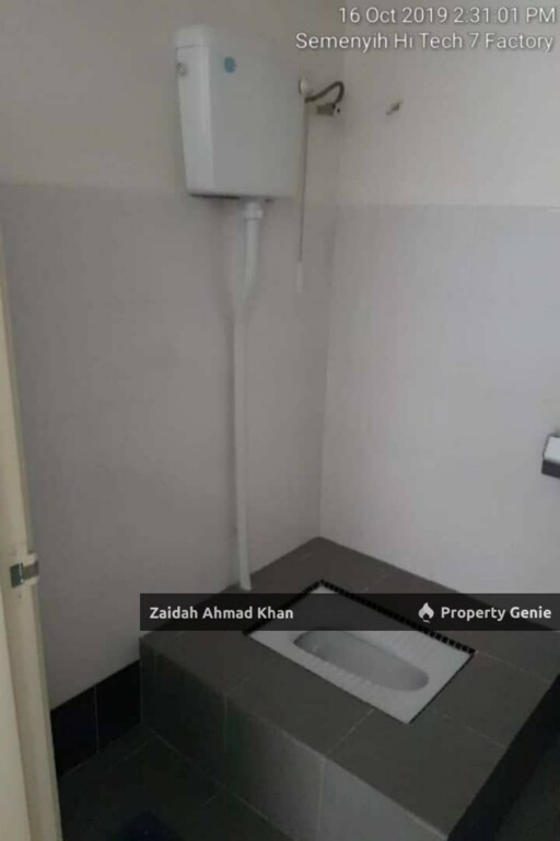KAWASAN PERINDUSTRIAN HITECH JALAN HITECH 7 SEMENYIH 1.5 STOREY SEMI D FACTORY FOR SALE FREEHOLD INDIVIDUAL TITLE