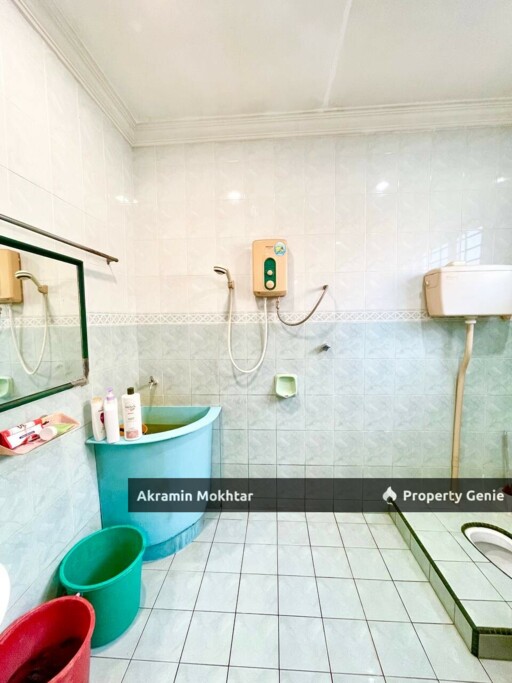 Freehold, Corner Lot & Fully Renovated | Double Storey Jalan Semarak Bandar Utama Batang Kali