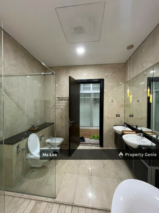 The Pearl @ KLCC - Good for investment Roi 4.5% - Sale below bank value Rm300k