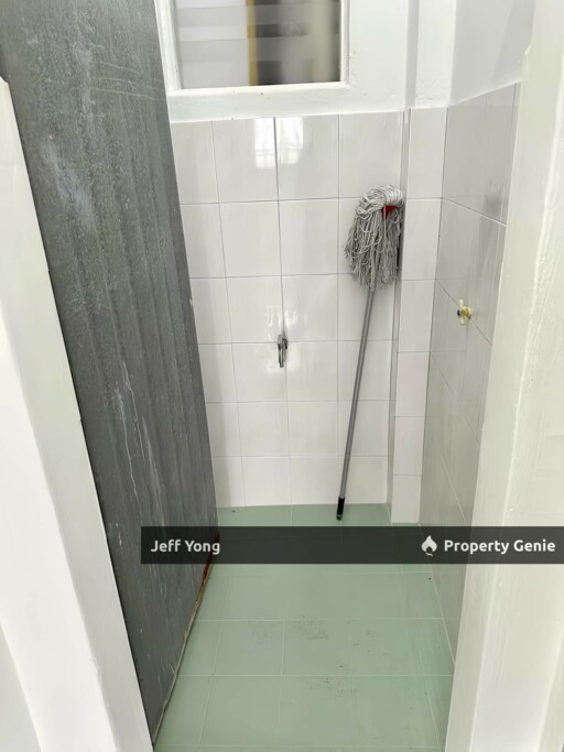 Pulai Utama  Medium Low cost flat  Level 1