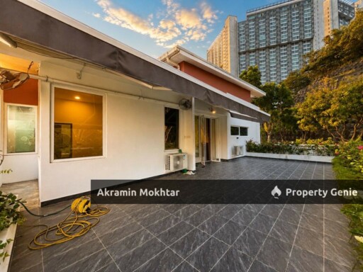 FREEHOLD , FACING OPEN, CORNER LOT & RENOVATED | 2 STOREY SEMI D, CASSIA @ GARDEN RESIDENCE, CYBERJAYA.