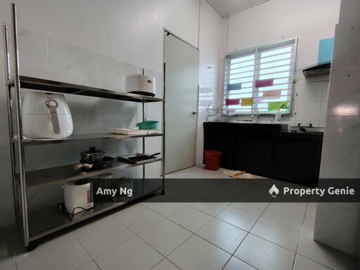 Rumah Setingkat Untuk Disewa Meru Perdana