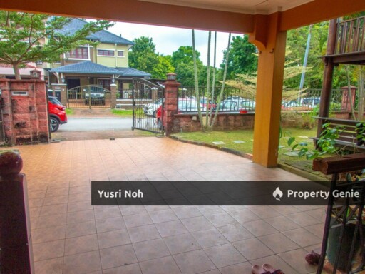 URGENT FOR SALE : 2 Storey Terrace House Corner Lot Jalan Adang Bukit Jelutong Shah Alam