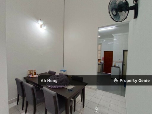 Taman Molek / Jalan Molek / Single Storey / Fully Furnished
