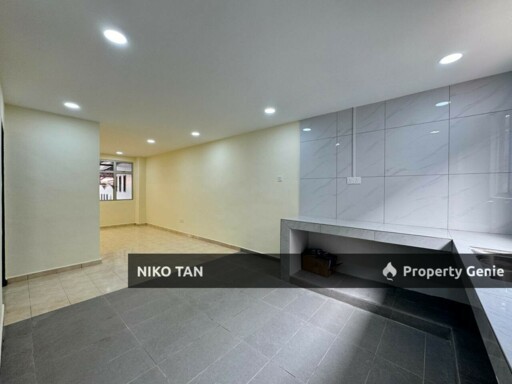 Jalan Nusaria 2Stry Fully Renovated Gelang Patah