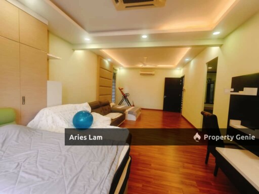 Taman Impian Emas 2 Storey Semi Detached Corner Lot