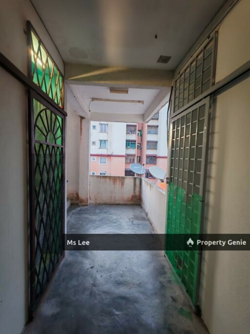 Pangsapuri Seri Mewah @ Taman Seri Mewah, Kajang-Blok D Tingkat 3-Ready 15/10 or 30/10