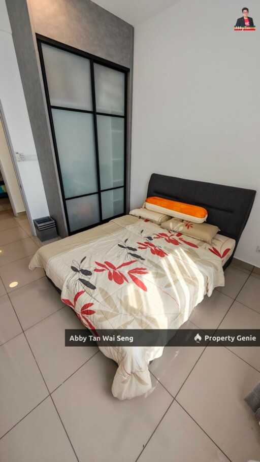 Bukit Bantayan Top Floor — 2 Parking + Open Mountain View, Memang Susah Mau Cari Bah