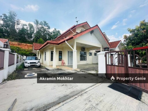 Freehold, Facing Open & Partially Furnished | 1.5 Storey Semi D Taman Desa Utama, Sg Merab, Kajang ✅