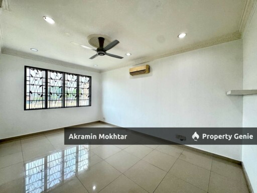 Freehold & Renovated | 2.5 Storey Semi Detached House @ Subang Alam, Seksyen 27, Shah Alam