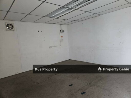 2nd Floor Corner Shoplot For Rent! Located at 3rd Mile, Central Avenue, Near Aeon