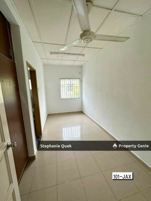 Berjaya Park Kota Kemuning 2 Storey Partial Furnished Terrance House For Sale