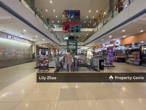 ANCHOR TENANT SHOWROOM Shop Lot for Rent, 4,133 sf, Road Frontage, High Exposure, Main Entrance One Borneo HyperMall, Kota Kinabalu