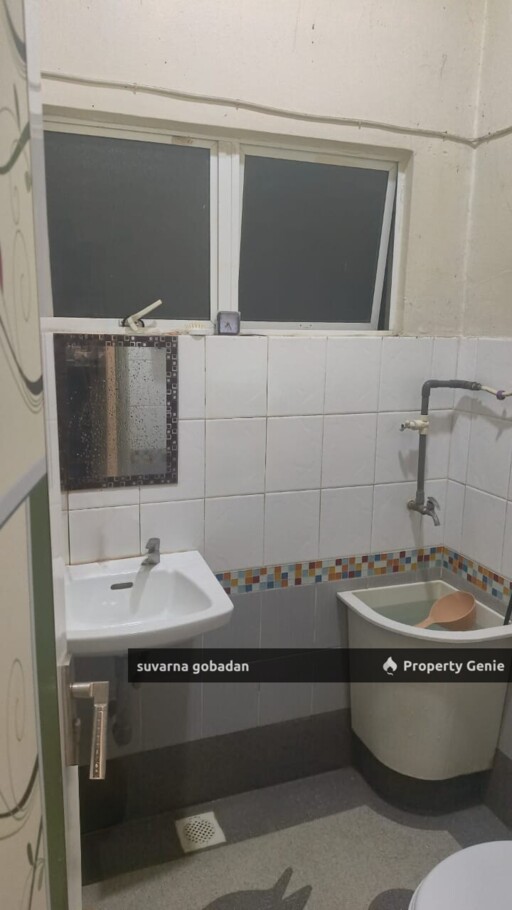 2.5 Storey Terrace House- Panorama Lapangan Perdana Ipoh, Perak ( Selling Below Market Value)