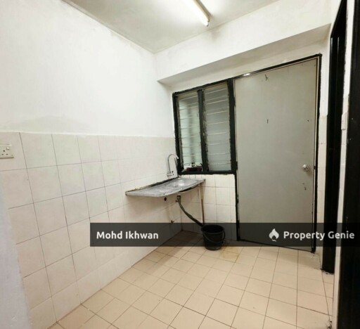Seroja Apartment Setia Alam