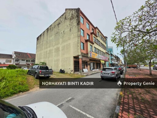 4 LOT SHOPLOT 3 1/2 TINGKAT DI JALAN WONG AH JANG, KUANTAN