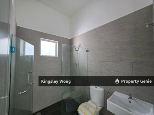 Meru Tropika Jelapang Basic Unit Double Storey Terrace House Gated & Guarded Near Lumut Highway Silibin
