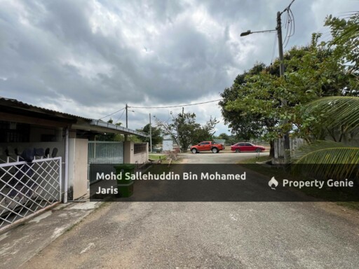 [OPEN TITLE] RUMAH TERES PAKR KG PADANG, KUANTAN