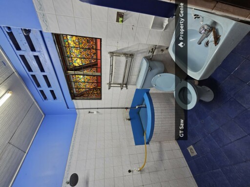 1.5 Storey Bungalow Taman Taynton View Cheras KL For Rent