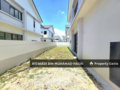 NEW HOUSE 2 STOREY SEMI DETACHED, SEJATI LAKESIDE 2 CYBER 10 CYBERJAYA .