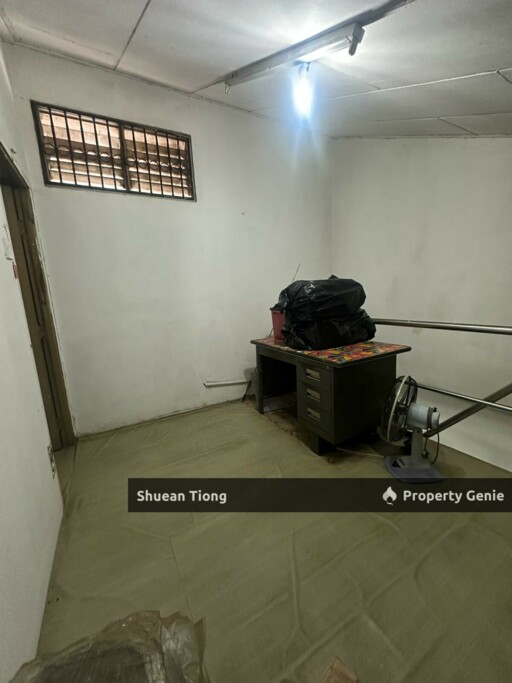 Taman Rinting 1 Storey House for Sale!
