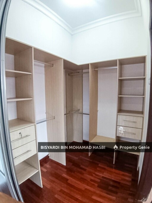 Renovated Corner Lot 2.5 Storey Superlink at Precint 16, Putrajaya