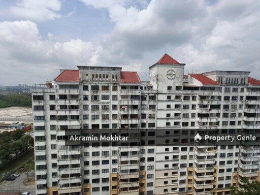 Partially Furnished & 2 Parking | Penthouse @ Vista Millennium Condominium, Puchong Perdana FOR SALE!