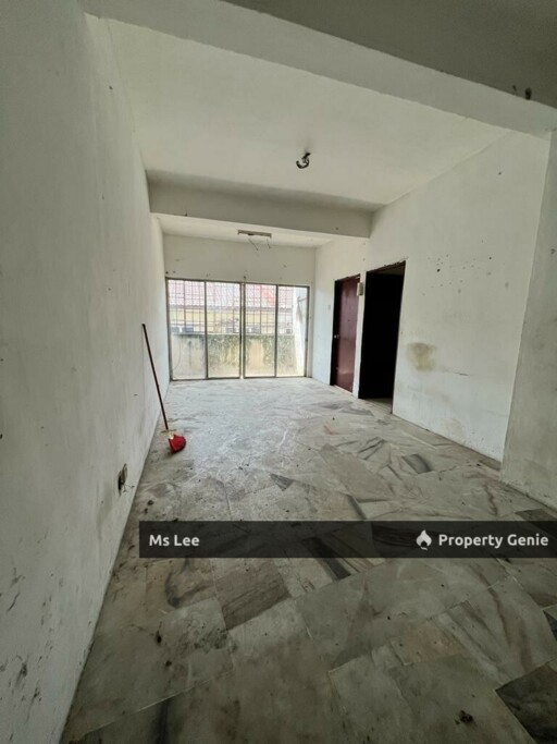 1st Floor Shop Apartment-Taman Sentosa,Klang-Sale Below Bank Value 15K