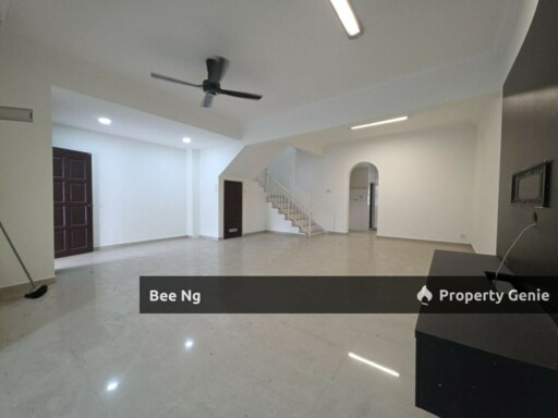 Taman Mutiara / Pontian / Unblock / 2 Storey Terrace