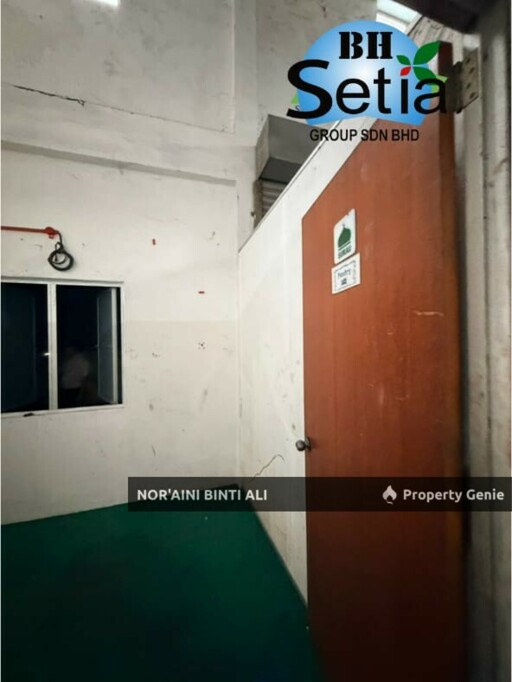 FOR RENT – SEMI-D WAREHOUSE (INTERMIDIATE UNIT) Indera Mahkota 14, Kuantan Pahang